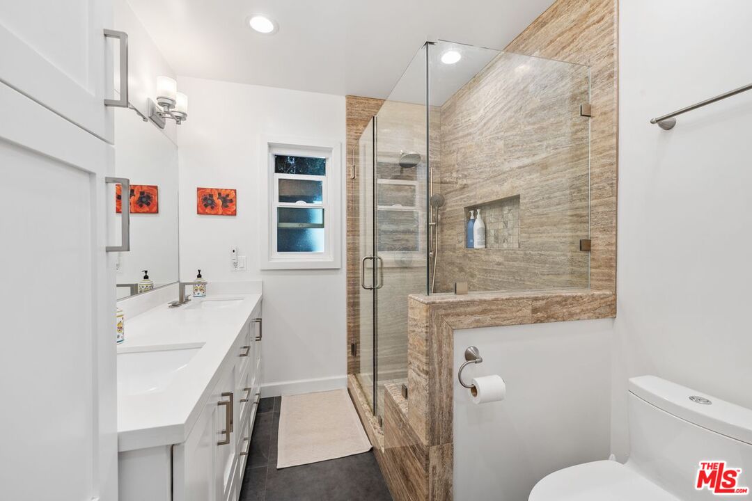 MLS #25616061 image #24