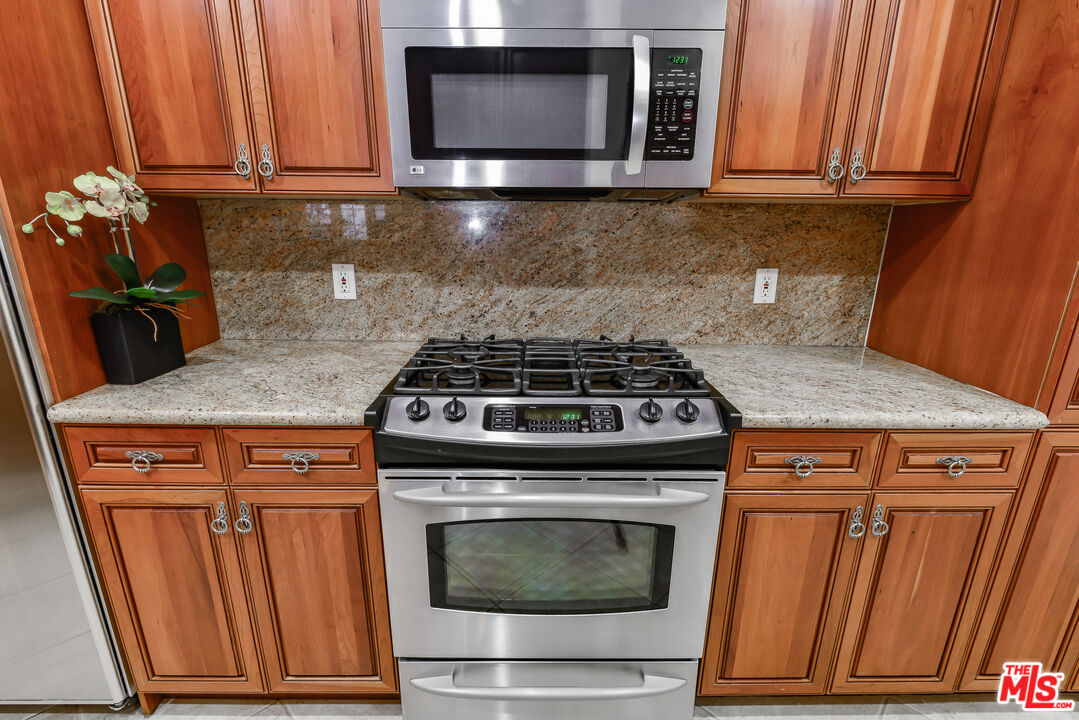 MLS #25616399 image #16