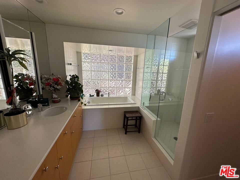 MLS #25616517 image #18