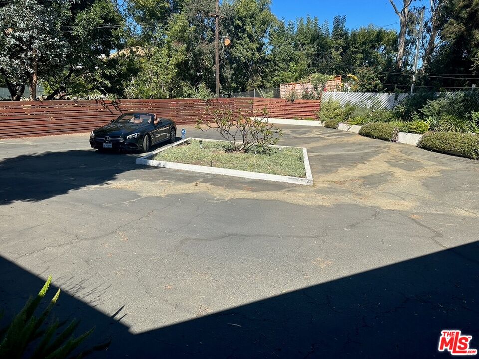 MLS #25616517 image #26