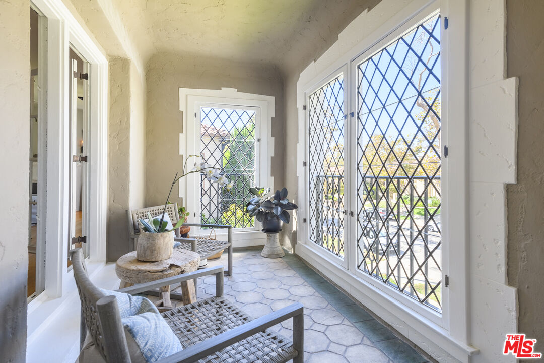 MLS #25616533 image #3