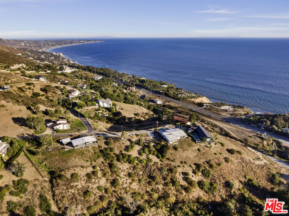 MLS #25616807 image #3