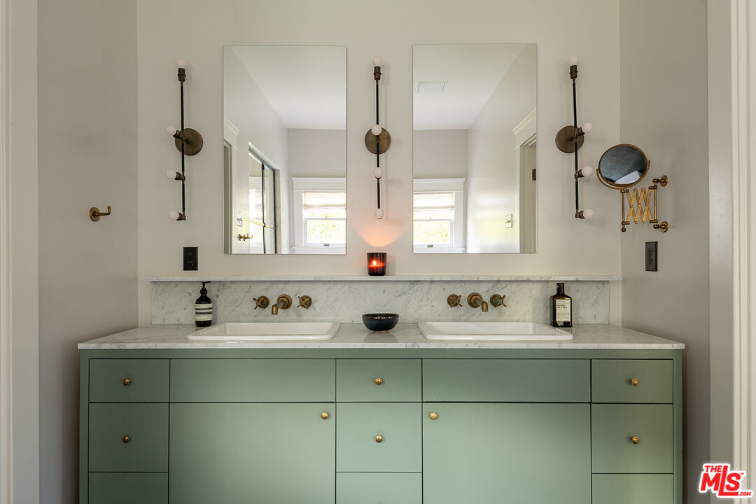 MLS #25616817 image #21