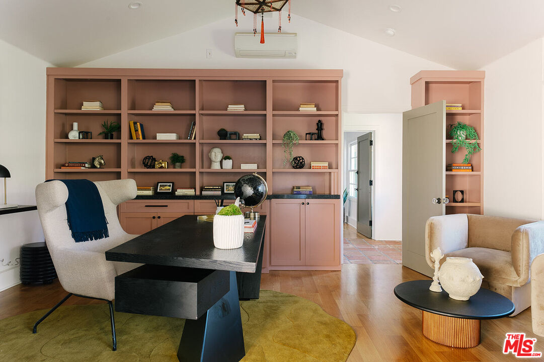 MLS #25616863 image #44