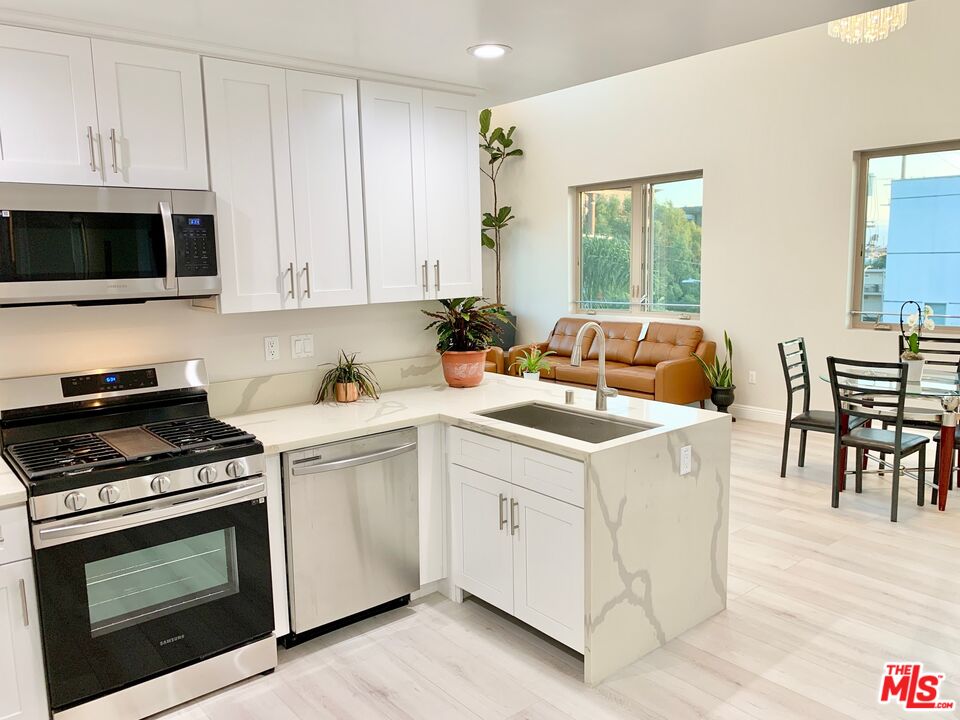 MLS #25616893 image #1