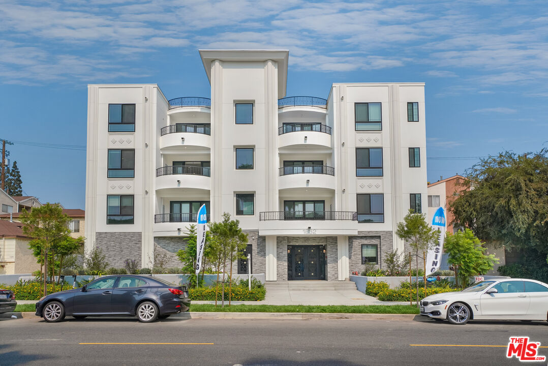 MLS #25616907 image #0