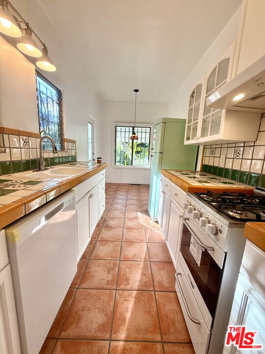 MLS #25616931 image #15