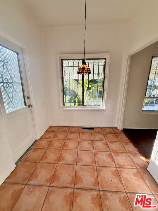 MLS #25616931 image #16