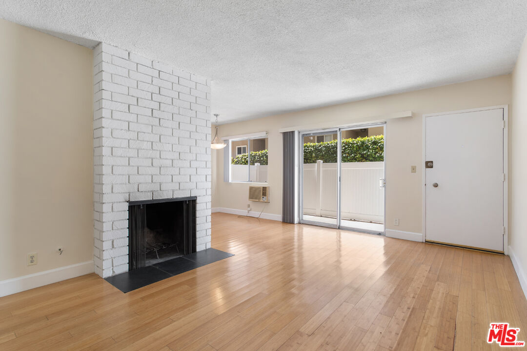 MLS #25616945 image #3