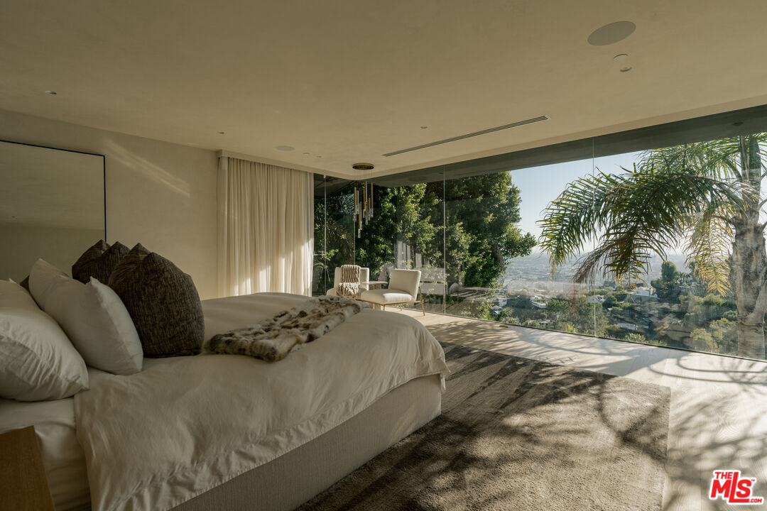 MLS #25617293 image #14