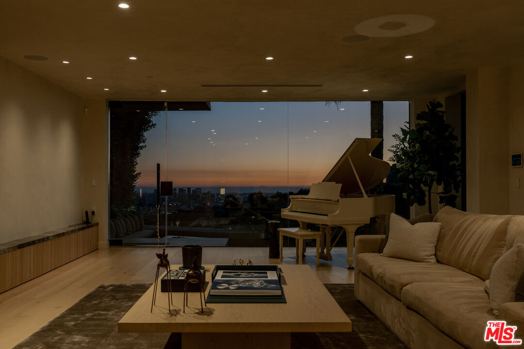 MLS #25617293 image #28