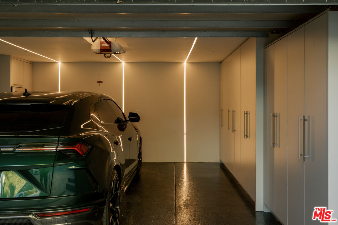 MLS #25617293 image #30