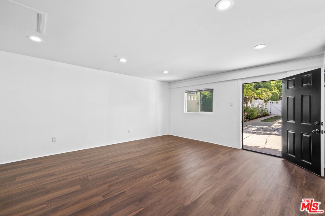 MLS #25617841 image #19