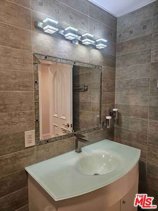 MLS #25618035 image #17