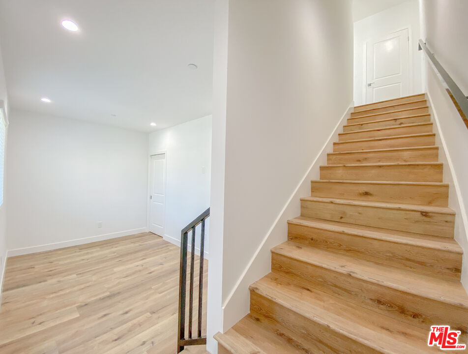 MLS #25618205 image #3