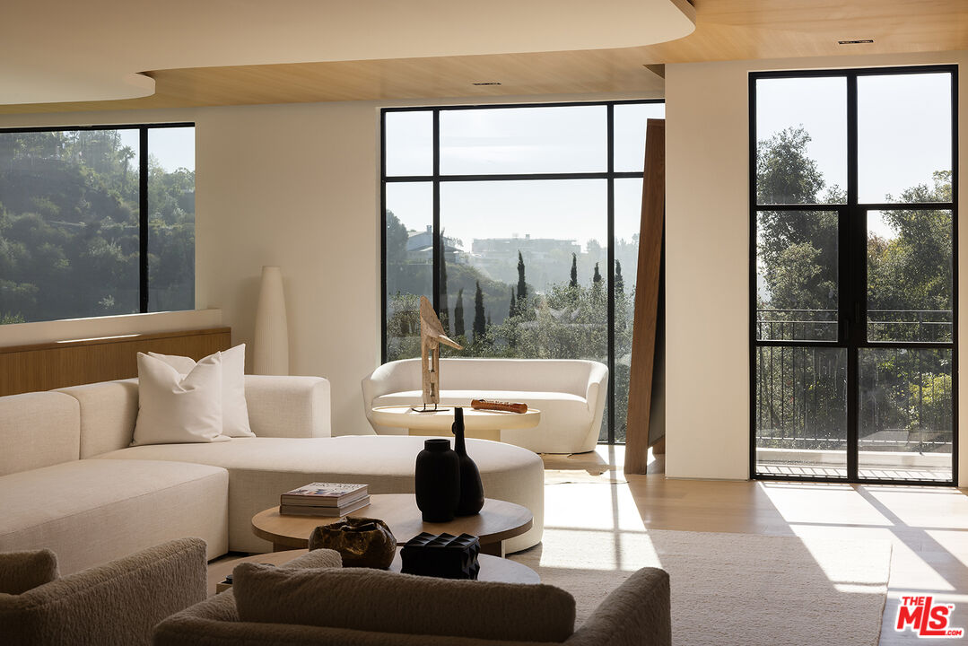 MLS #25618345 image #16