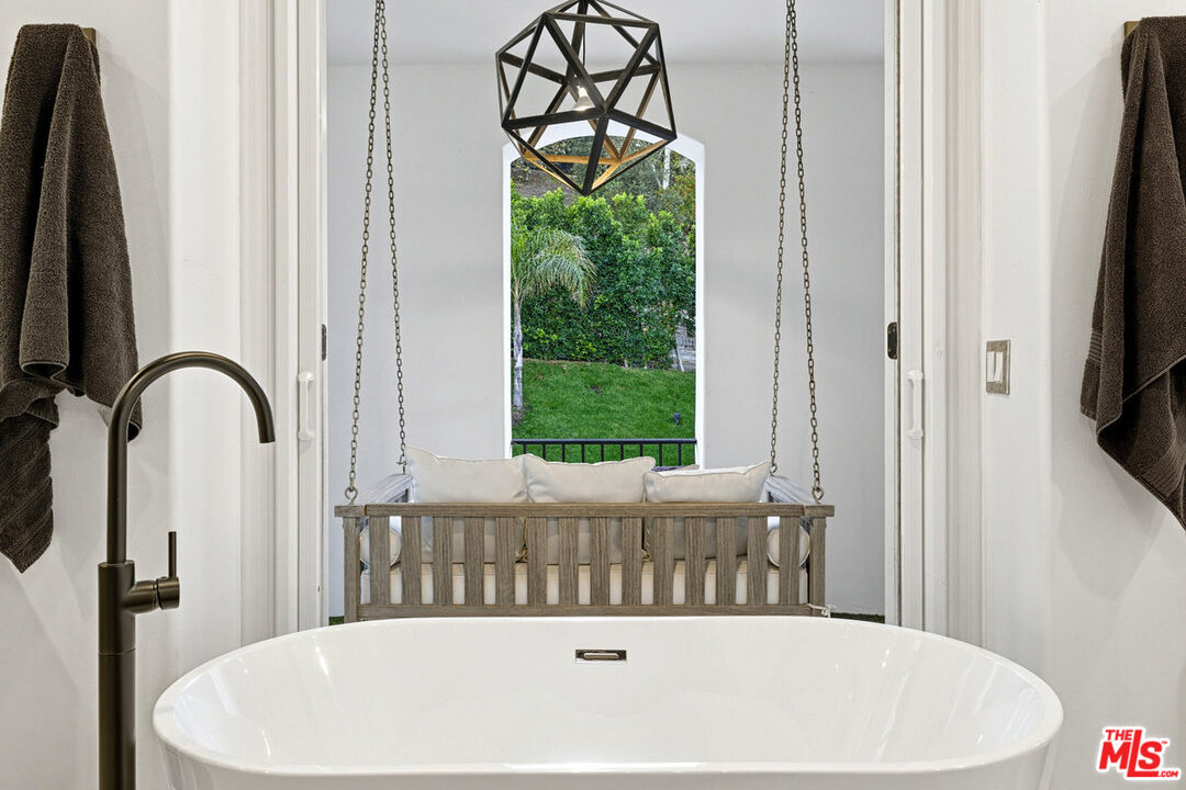 MLS #25618531 image #20