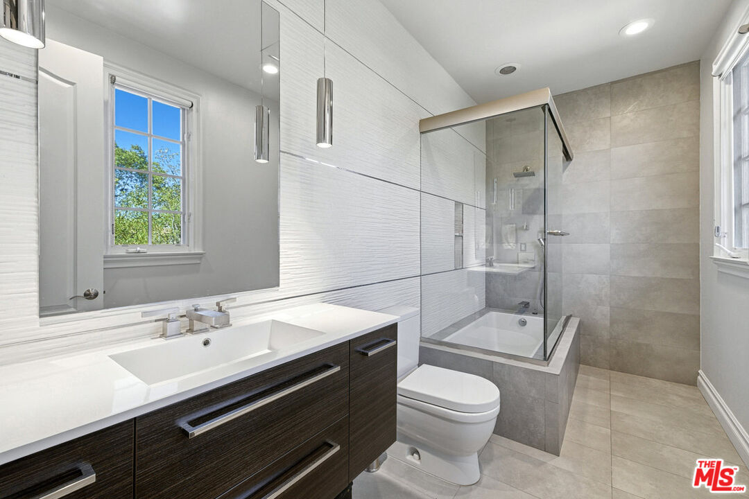 MLS #25618531 image #37