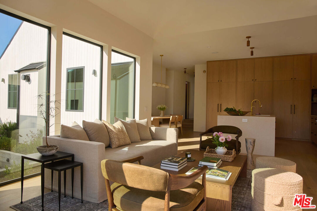 MLS #25618589 image #9