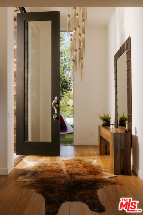 MLS #25618979 image #3