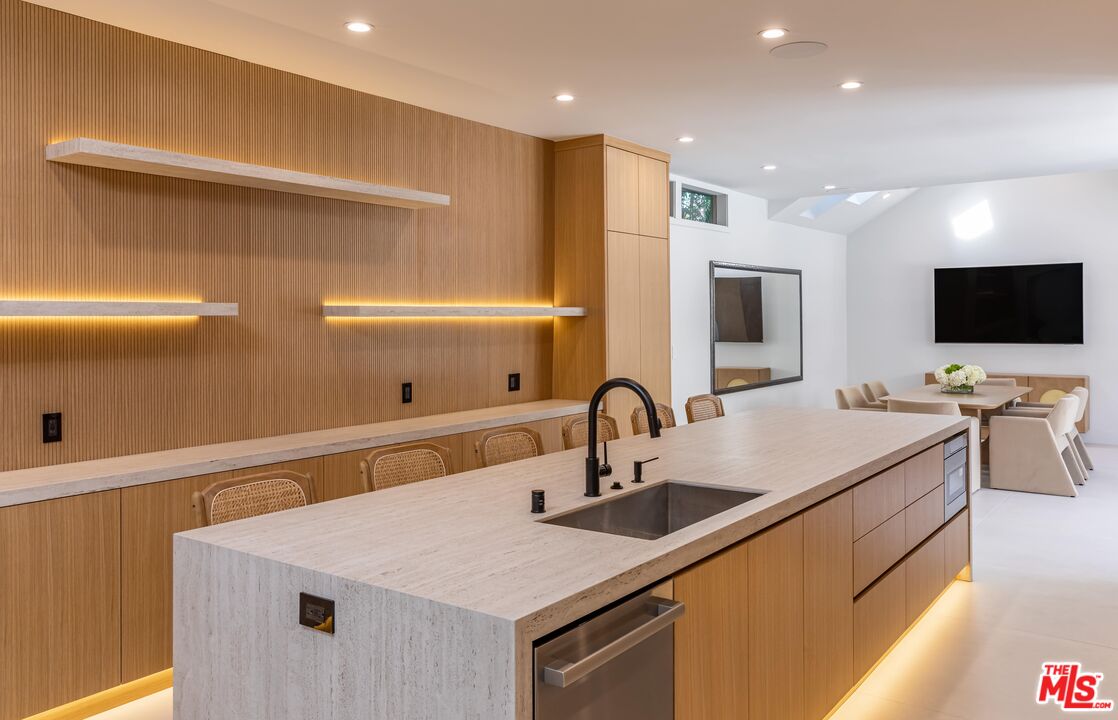 MLS #25620723 image #12