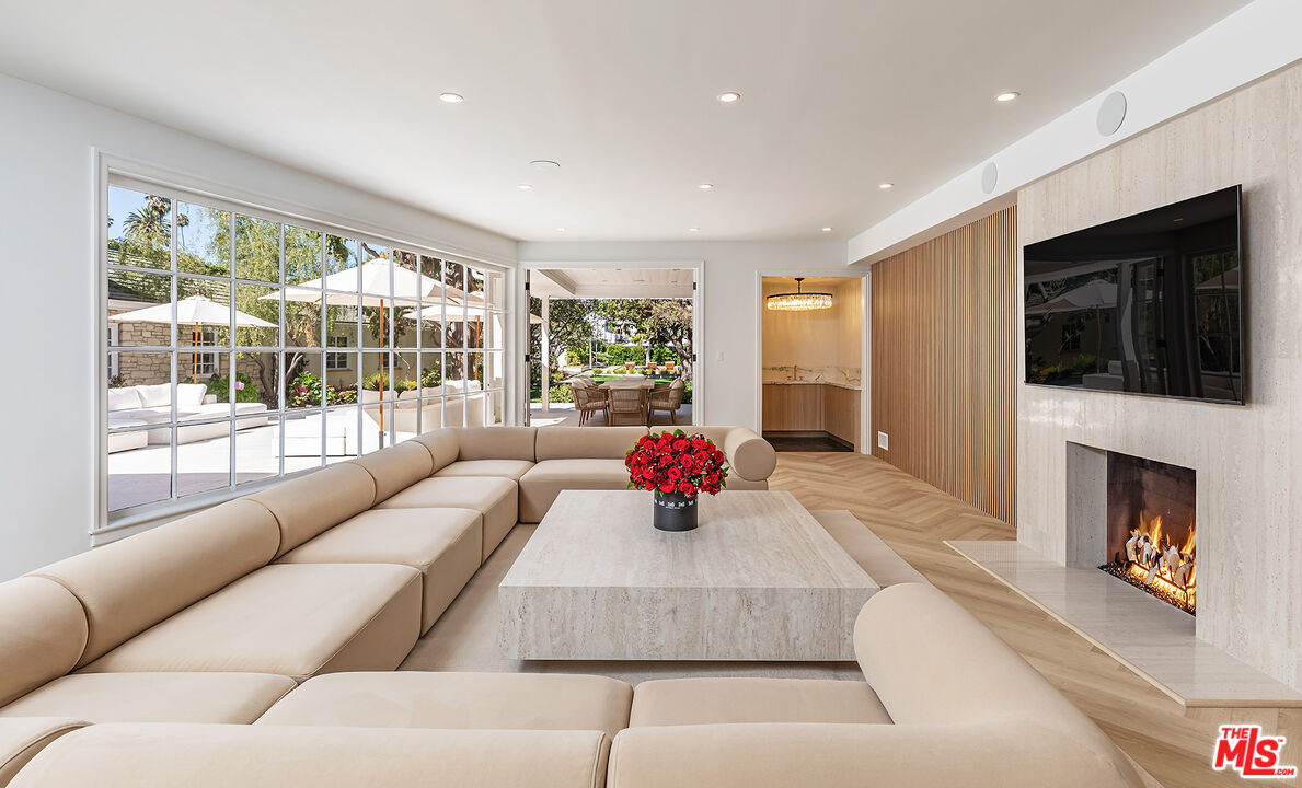 MLS #25620723 image #17