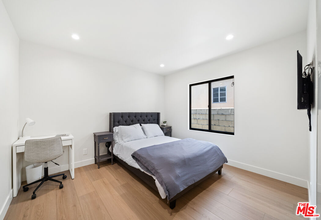 MLS #25621457 image #19