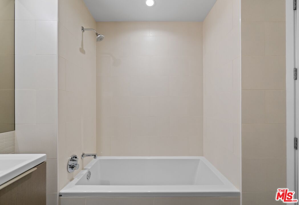 MLS #25621877 image #20