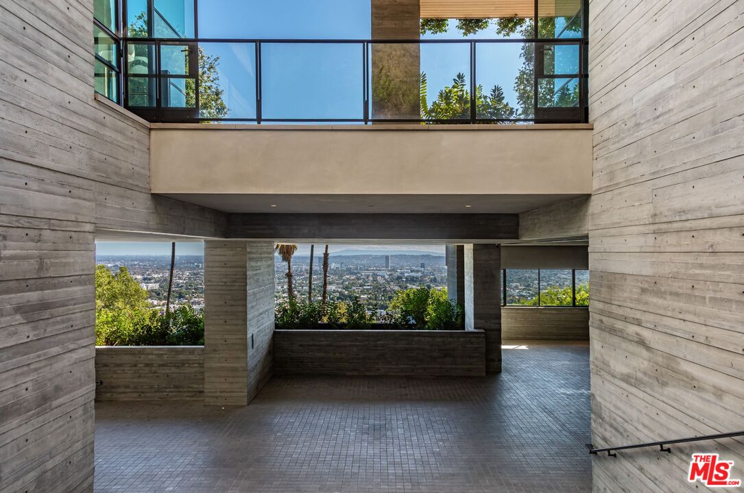 MLS #25622817 image #3