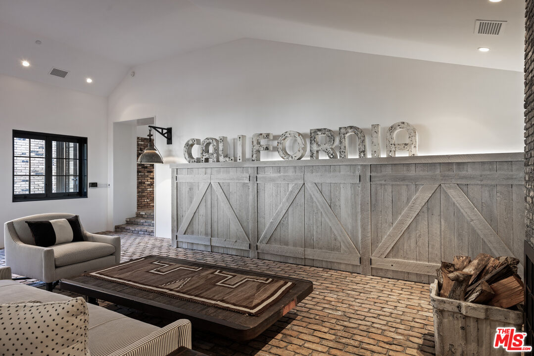 MLS #25623593 image #12