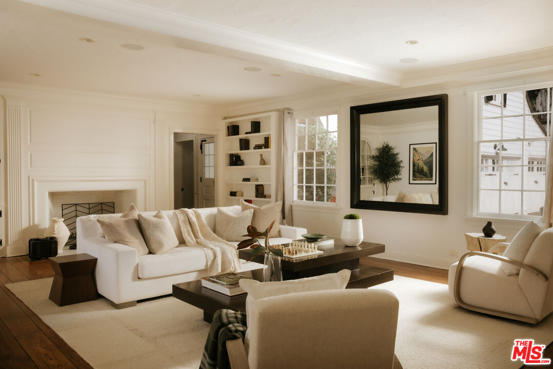 MLS #25624201 image #1