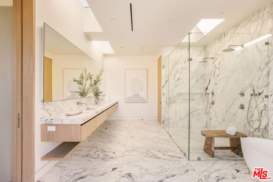 MLS #25624219 image #19