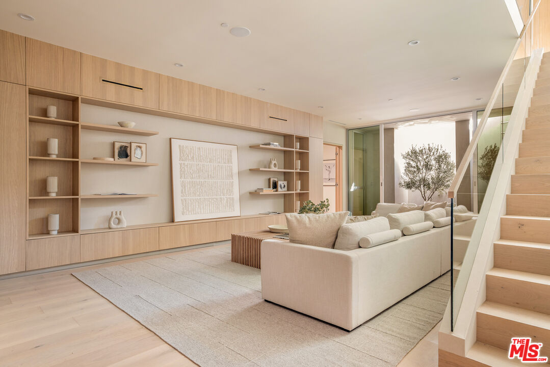 MLS #25624219 image #24