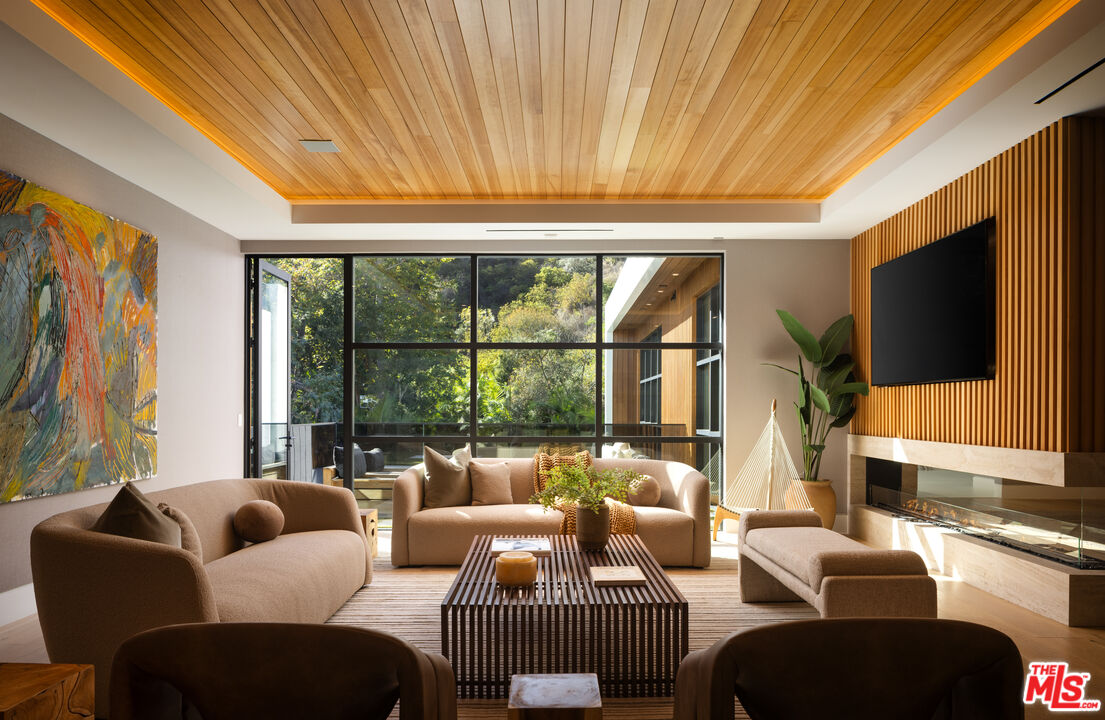 MLS #25625151 image #20