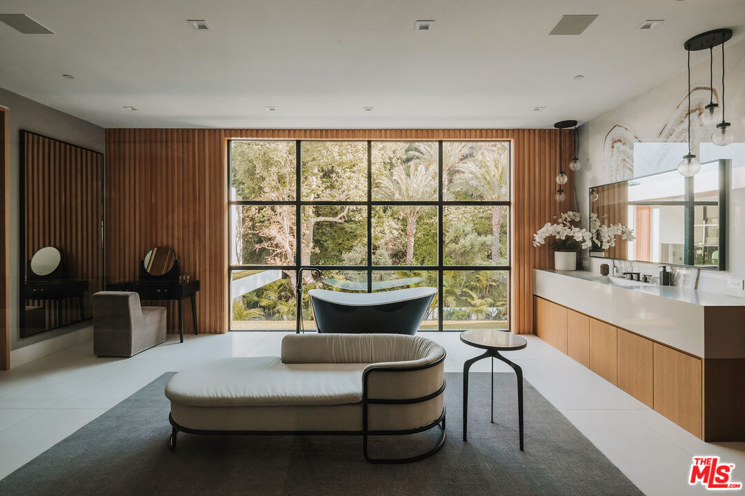 MLS #25625151 image #24