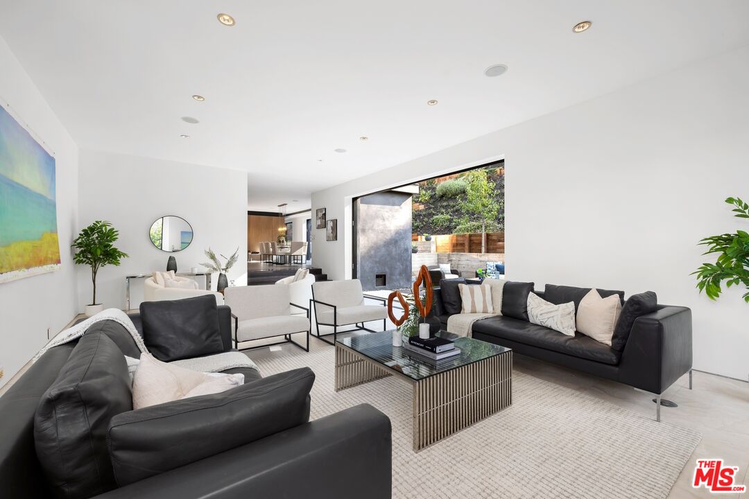 MLS #25625753 image #5