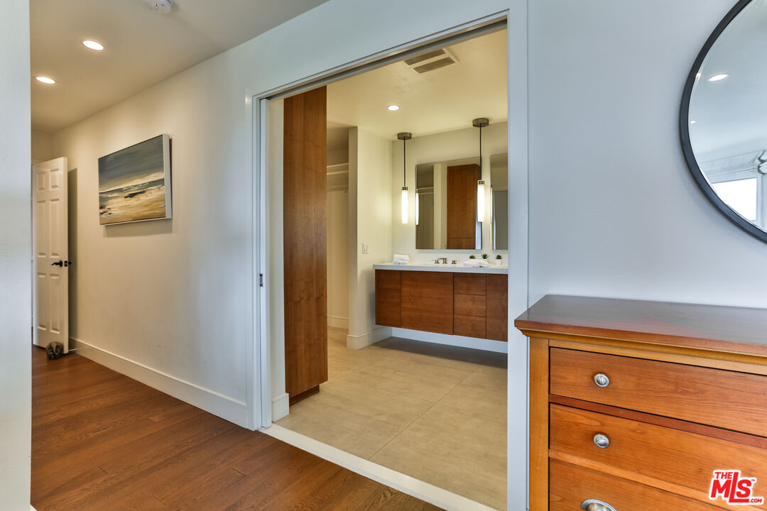 MLS #25627369 image #9