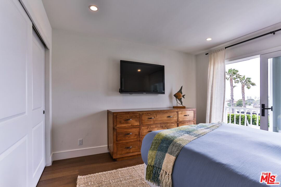 MLS #25627369 image #16