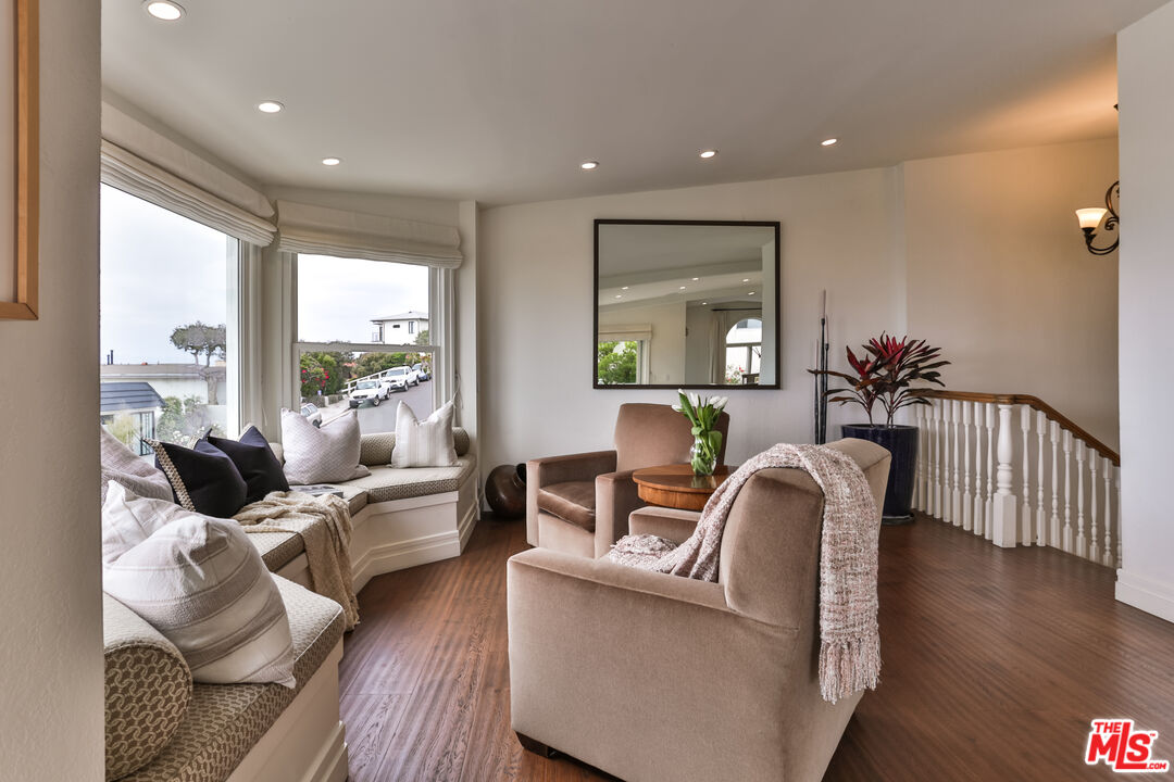 MLS #25627369 image #25