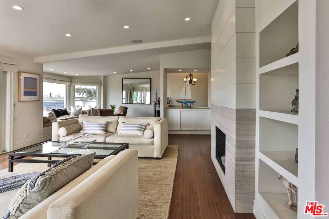 MLS #25627369 image #27