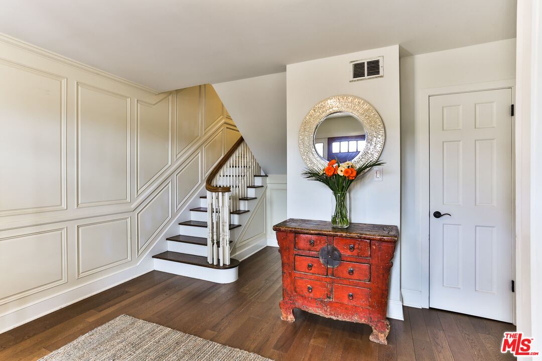 MLS #25627369 image #2