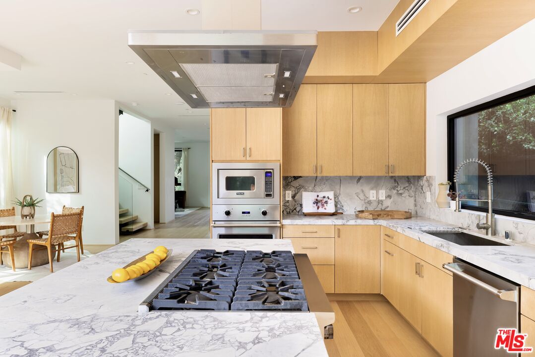 MLS #25627513 image #14