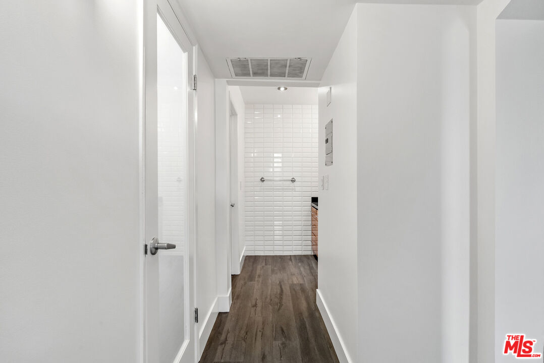 MLS #25627533 image #15