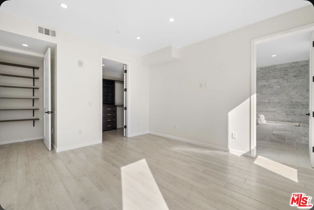 MLS #25627745 image #17