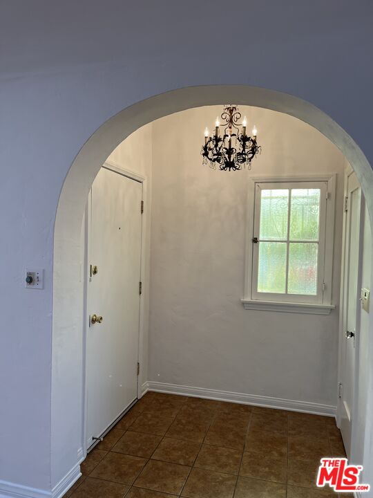 MLS #25627841 image #1