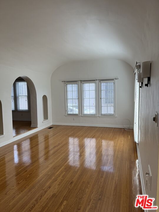 MLS #25627841 image #4