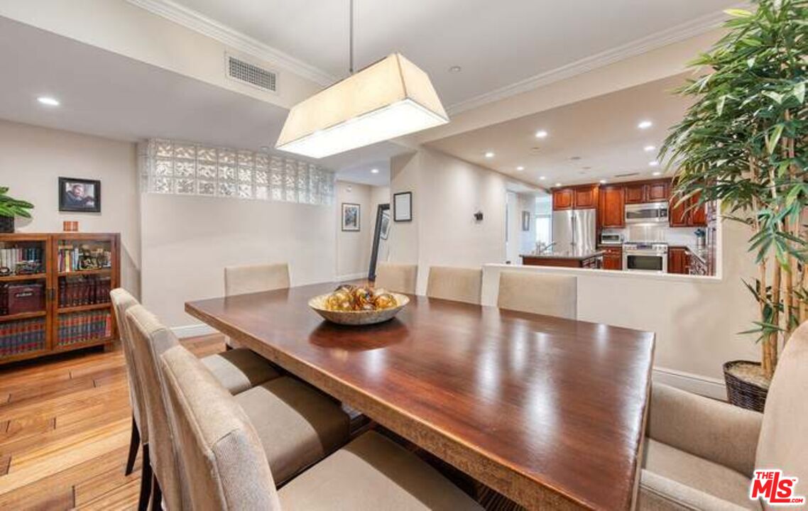 MLS #25627865 image #16