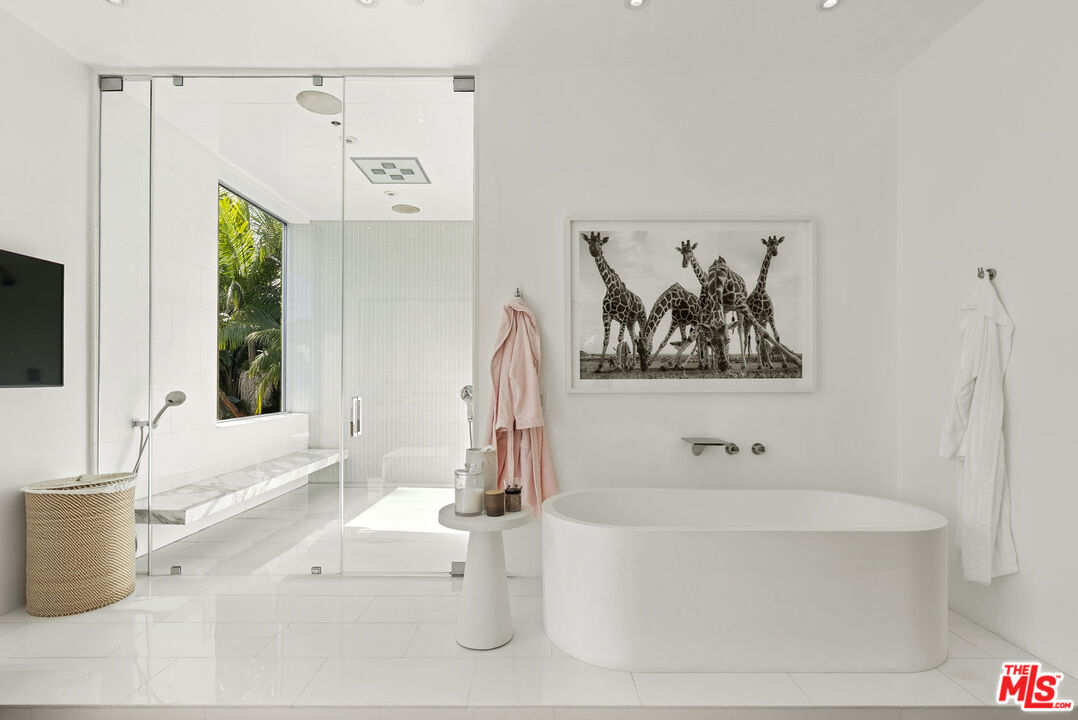 MLS #25627897 image #16