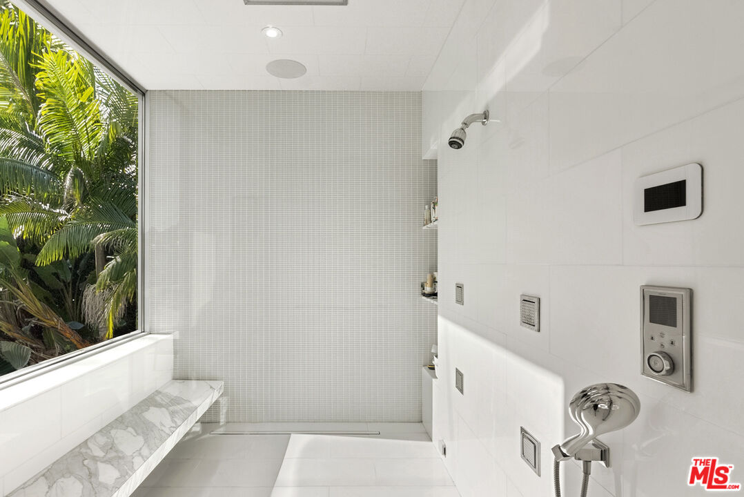 MLS #25627897 image #17