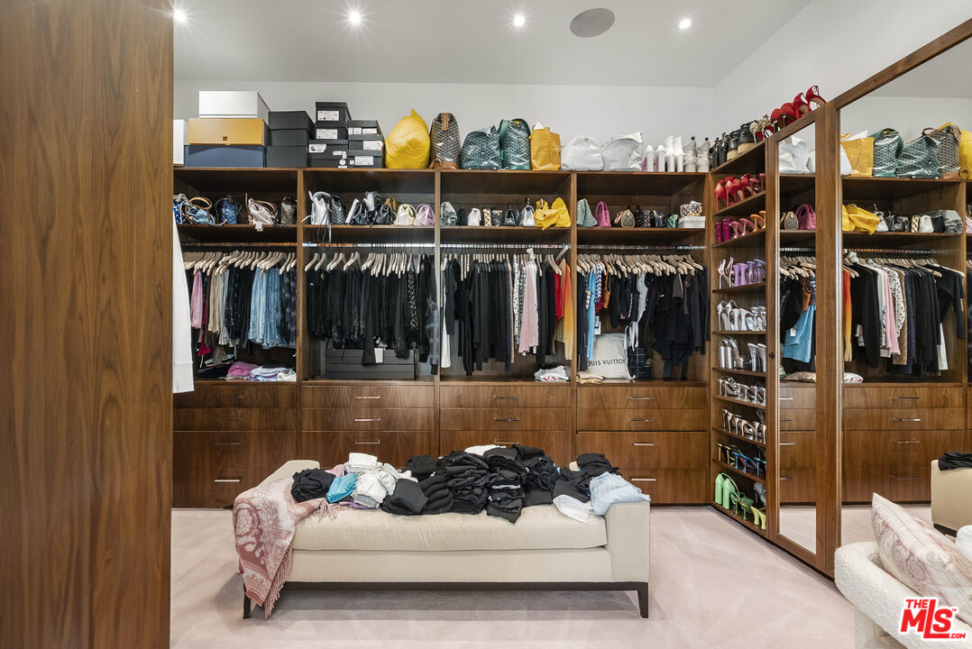 MLS #25627897 image #18